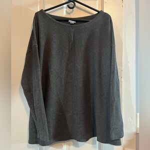 LIKE NEW Ava & Viv Sweater